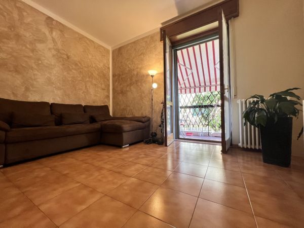 Appartamento vendita Galgagnano (Lodi) , € 100.000, 2 camere, 100 mq, Piano rialzato 