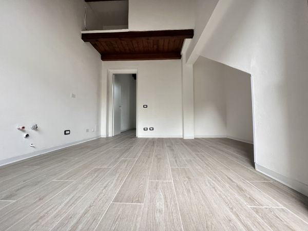Appartamento vendita Lodi , € 89.000, 1 camera, 45 mq, Piano terra 